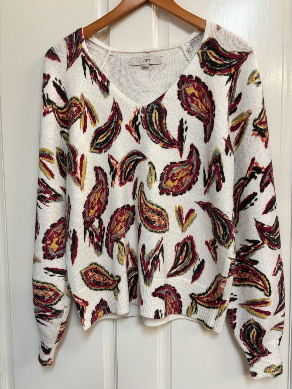 Loft Paisley V Neck Sweater size M